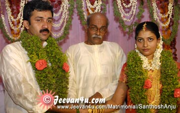 Wedding Photos at Ettumanoor Temple Kerala